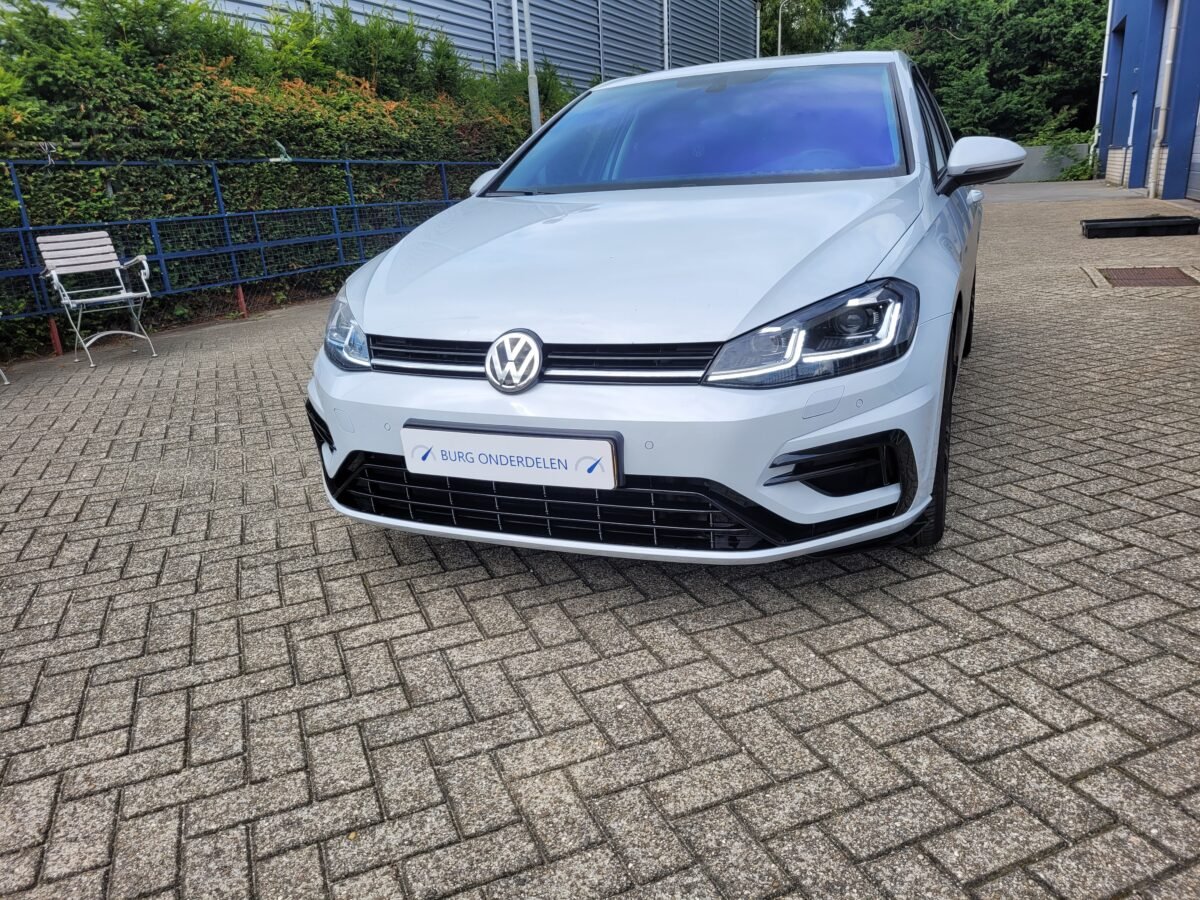 Voorbumper R look compleet  geschikt voor Golf 7.5 2017-2020 - Afbeelding 8