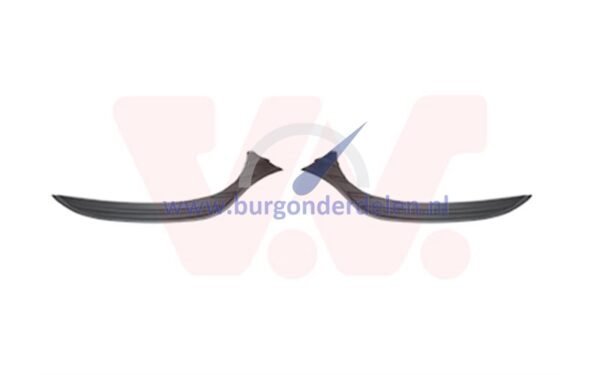 Clio vanaf 2016 Bumperlijst kit set links en rechts