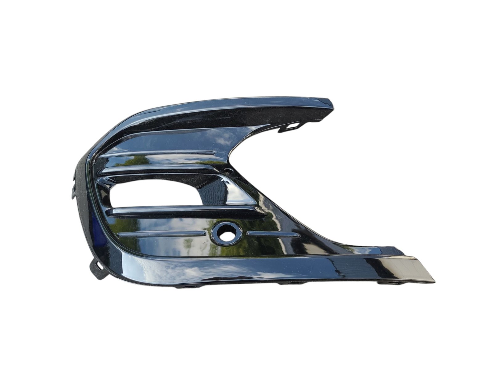 polo R-line grill onder voorbumper rechts hoogglans R-line Mistlamp kap rechts hoogglans geschikt voor Polo 2021+ - Image 1