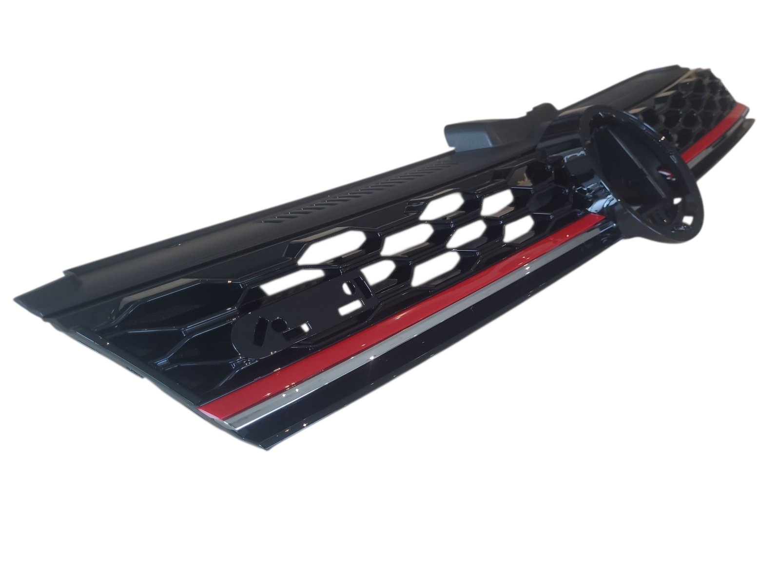 VW Golf 7.5 GTI grill 2017-2020 (1) Grill met acc uitsparing geschikt voor Golf 7.5 GTI 2017-2020 - Image 1