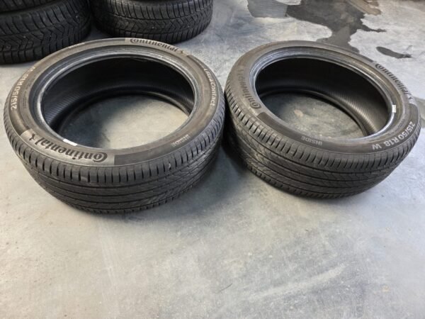 Zomer banden Continental 215/50/18 gebruikt