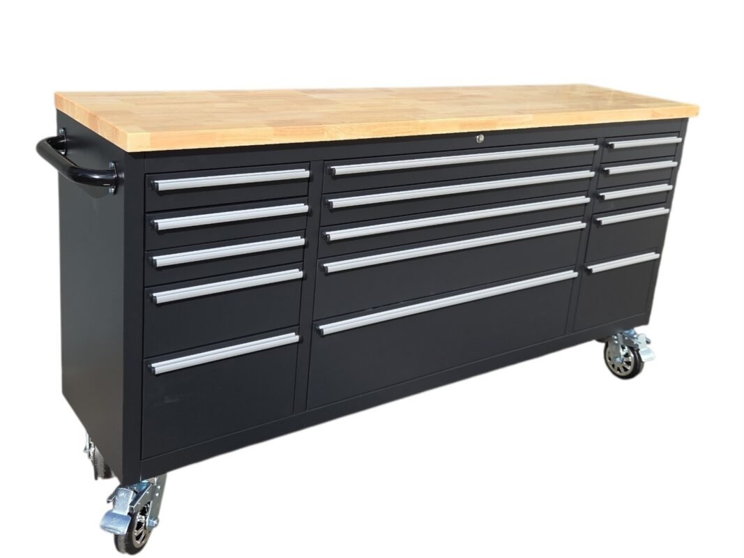 Werkplaats in richting kasten met lade op wielen