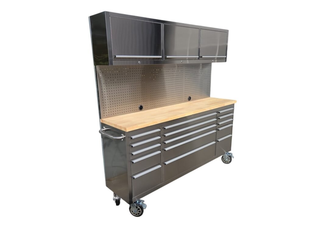 Professionele Gereedschap wagen voor in de werkplaats zwart met mooie wielen