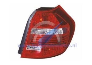 E81/87 Luz trasera izquierda sin componente eléctrico LED