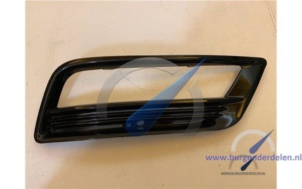 Right fog light cover suitable for Golf 7 R-line 2012-2017