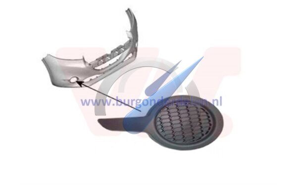 P208 Fog light cover right closed