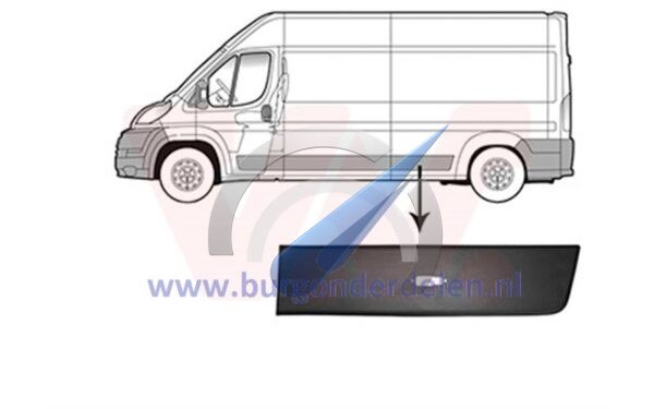Ducato Trim strip left rear for rear wheel with hole for light