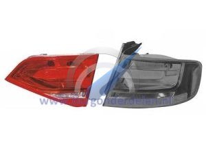 A4 sedan Achterlichtglas binnen rechts