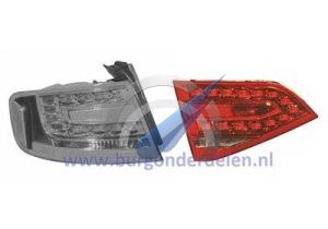Audi A4 berline Feu arrière intérieur gauche à LED