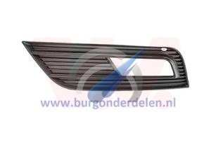 A4 Left fog lamp cover open