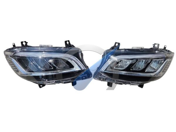 Juego de faros delanteros apto para Mercedes Sprinter de 2018 a 2023.
