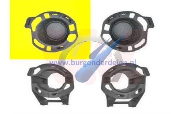 Clio Cover for right fog light hole